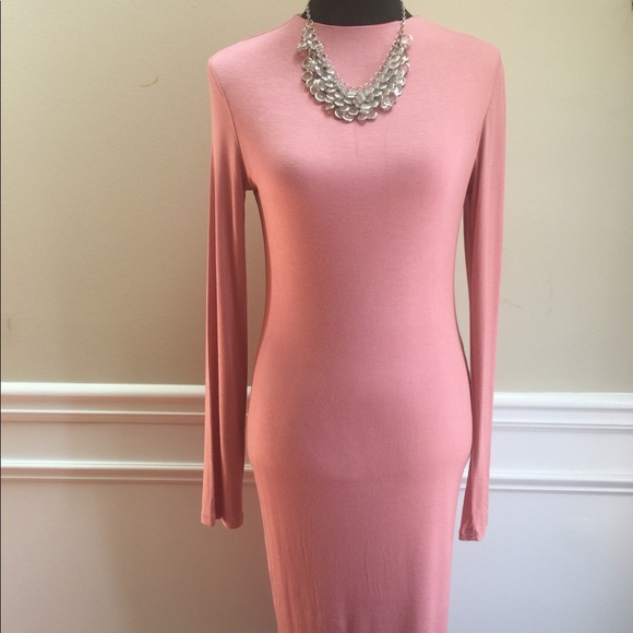 Dress - Picture 3 of 5